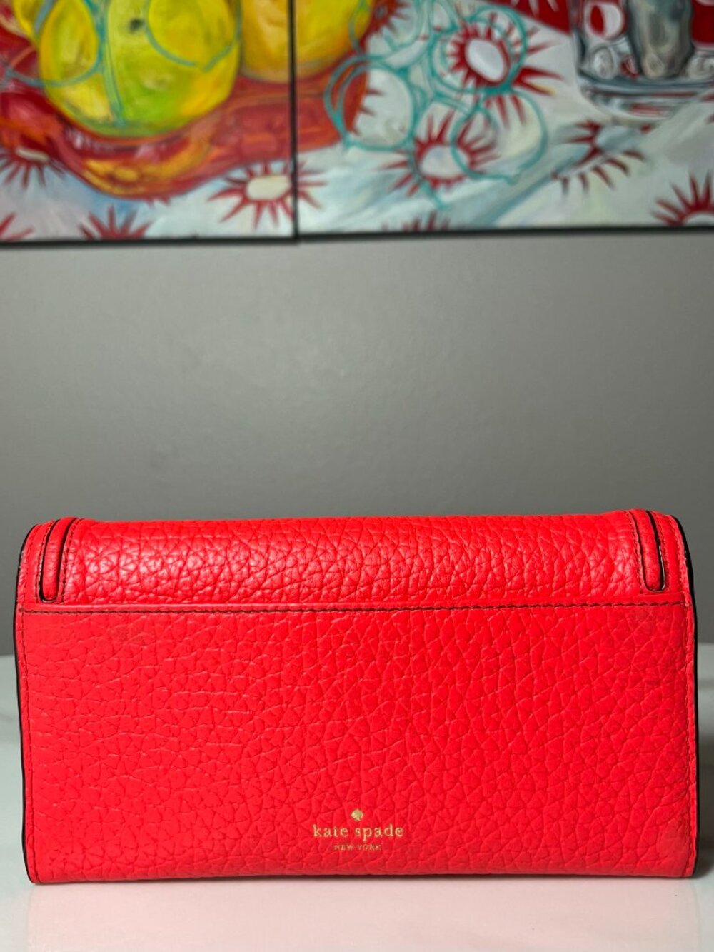 Kate Spade New York Red Pebbled Leather Turn Lock Continental Wallet - Picture 3 of 12